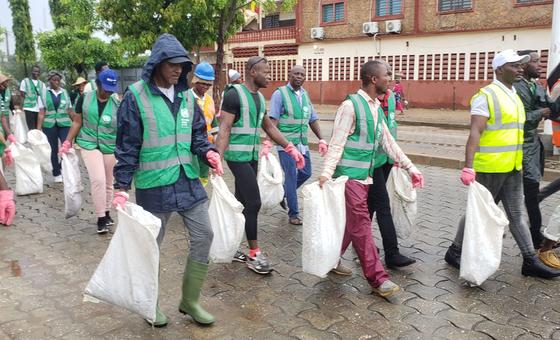 Au Bénin, l'ONU soutient la lutte contre les sachets plastiques